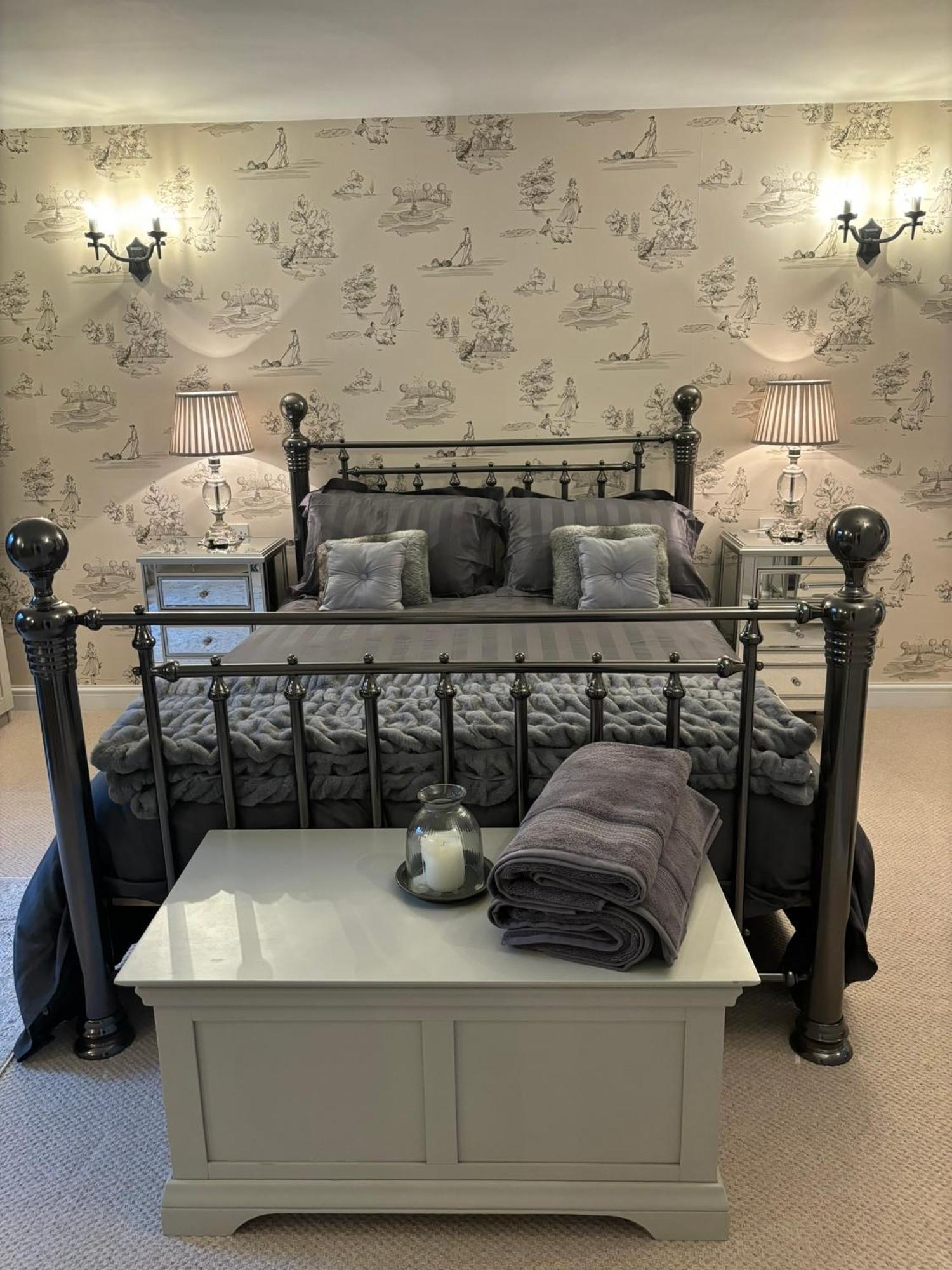 Mulberry House Farm The Garden Room Chippenham  Extérieur photo